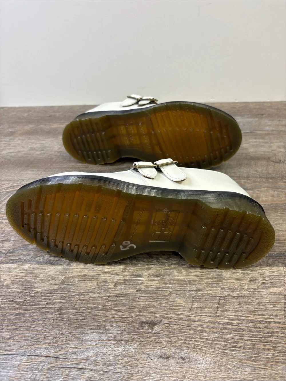 Dr. Martens 8065 Mary Jane White Leather Shoes Women’s US 6 NWT